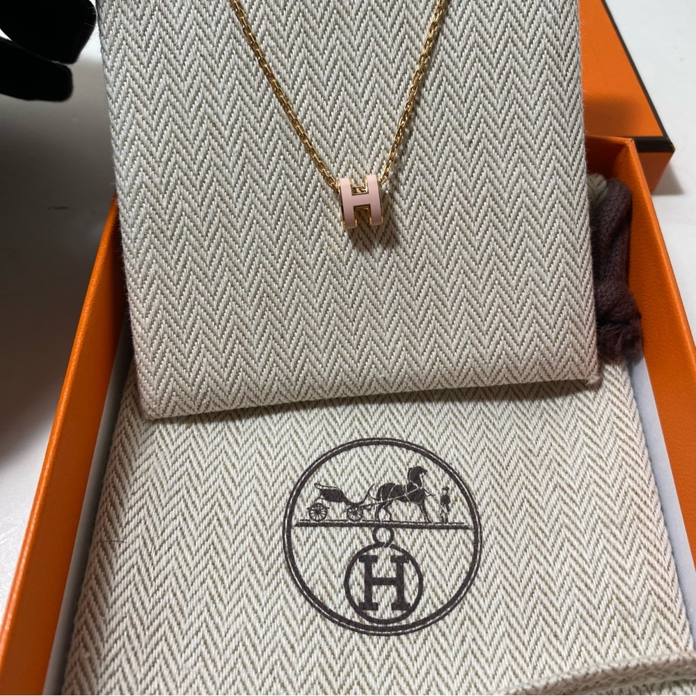 Hermes Mini Pop H Pendant in Pink/Rosegold